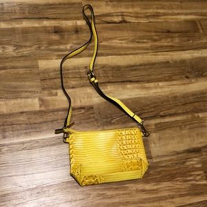 Very Cute Bag! Yellow! SALE SALE SALE!!!